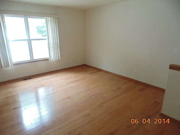 4th image of 1026 Kenilworth Dr