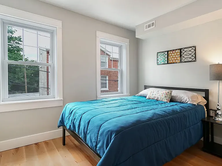 106 Callender St — Photo 15