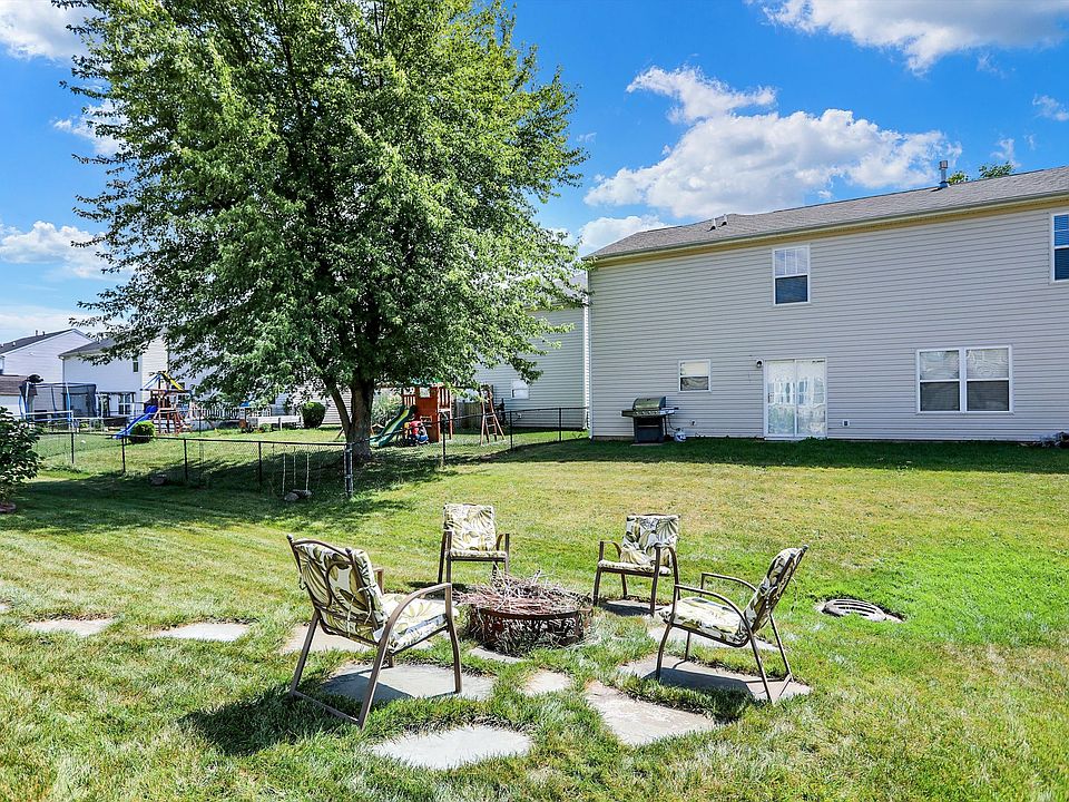 2nd image of 6727 Ennis Way