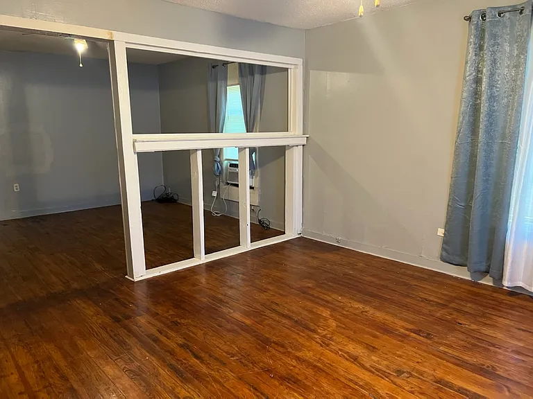 204 Peach St — Photo 5
