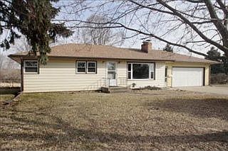 1st image of 225 Marigold Ave