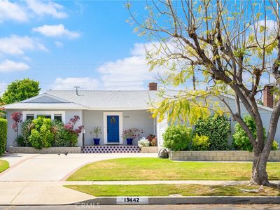 13442 Bassett St, Van Nuys, CA, 91405