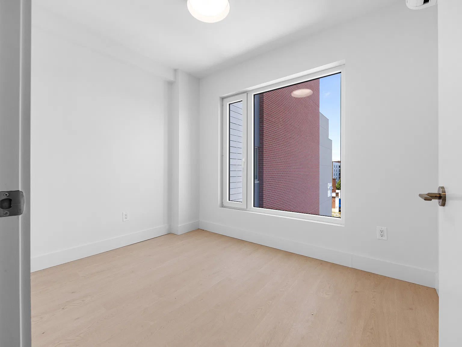 837 Maple Street — Photo 3