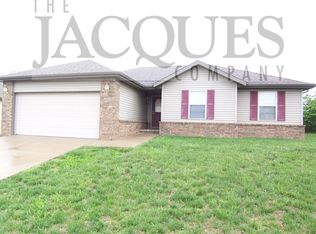 4420 W Juno St, Springfield, MO 65802