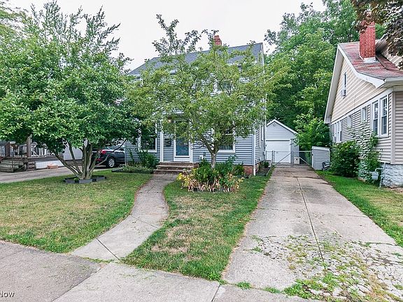3rd image of 4506 Wellington Ave