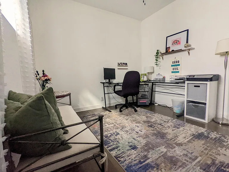 1458 W Belle Plaine Ave — Photo 27