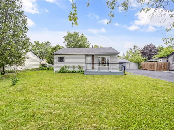 3210 Bliss Rd, Windsor, ON N8W 3B1