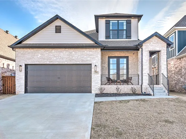 6203 SW Beacon St, Bentonville, AR 72713