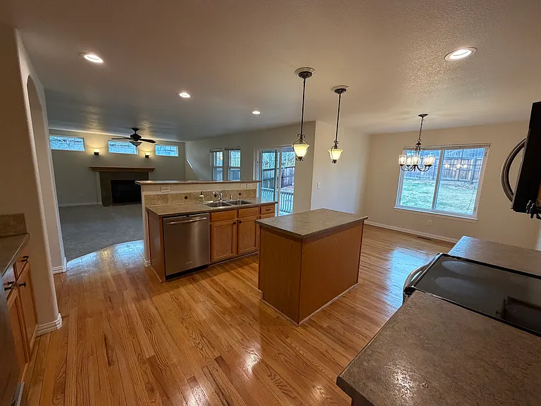 2788 S Killarney Way — Photo 5