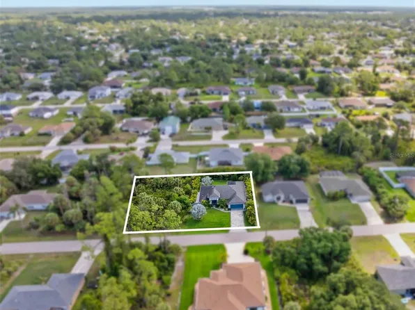 2420 Sheila Ln, North Port, FL 34286