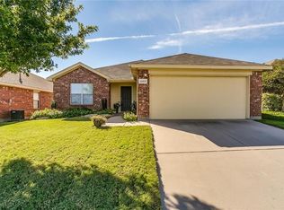 1209 Artesia Dr, Haslet, TX 76052
