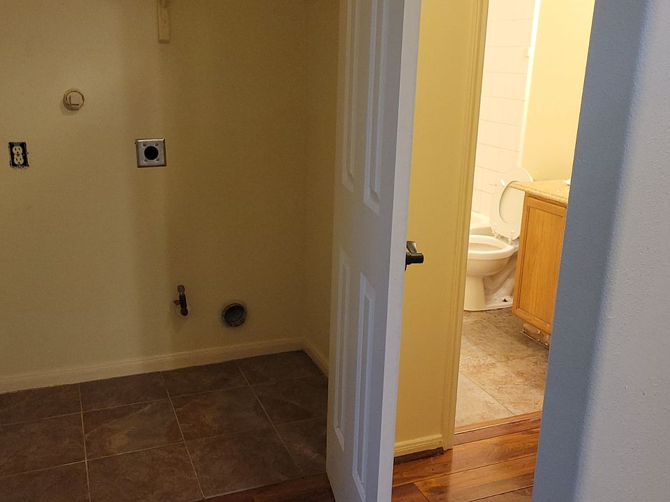 2nd image of 14046 Maximos Dr