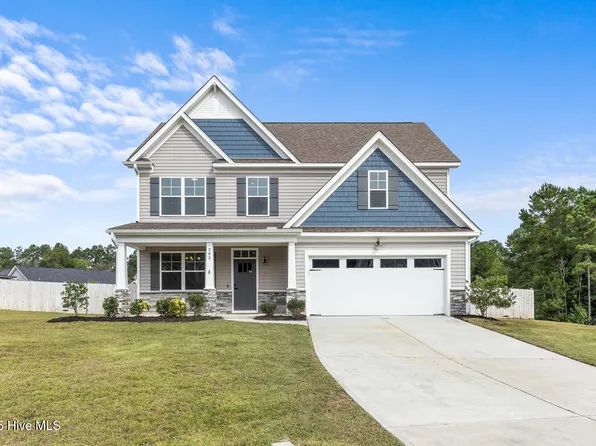 203 Violet Terrace Court, Hubert, NC 28539