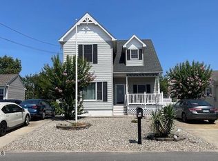 200 Bay Stream Dr, Toms River, NJ 08753