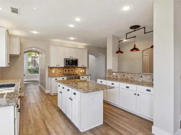 5400 Broken Bend Dr, McKinney, TX 75072