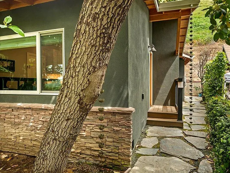 38478 Canyon Heights Dr — Photo 2
