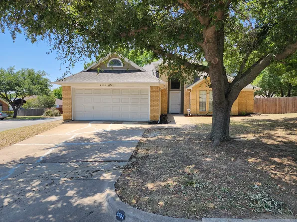 4901 Dax Dr, Fort Worth, TX 76135
