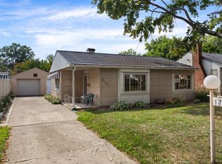 1213 W Daniel St, Champaign, IL 61821