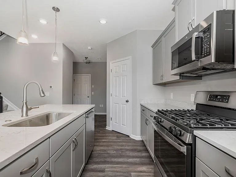 4868 Osprey Pointe Dr — Photo 7