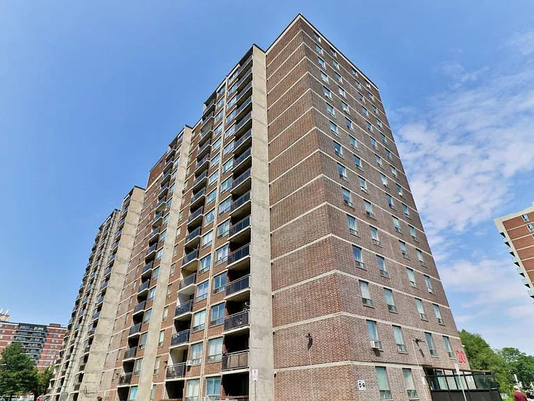 20 Carabob Ct — Photo 3