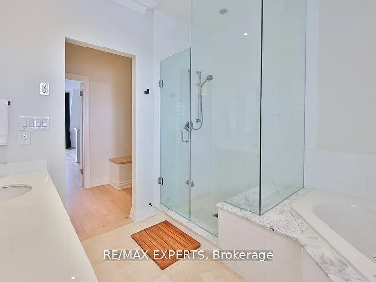 129 Powseland Cres — Photo 37