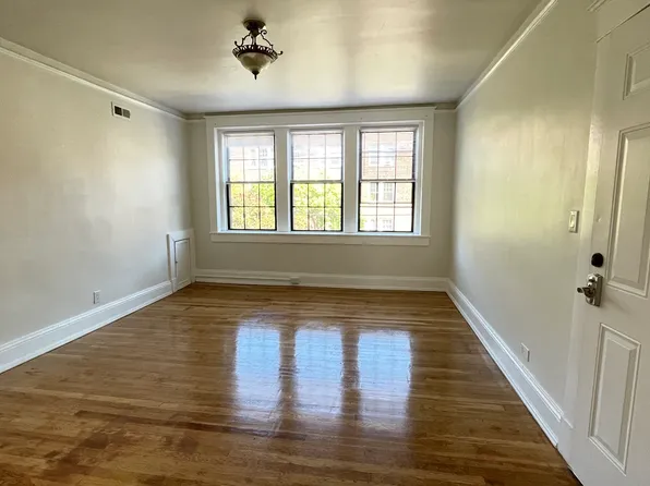 911 Spotswood Ave #4, Norfolk, VA 23517