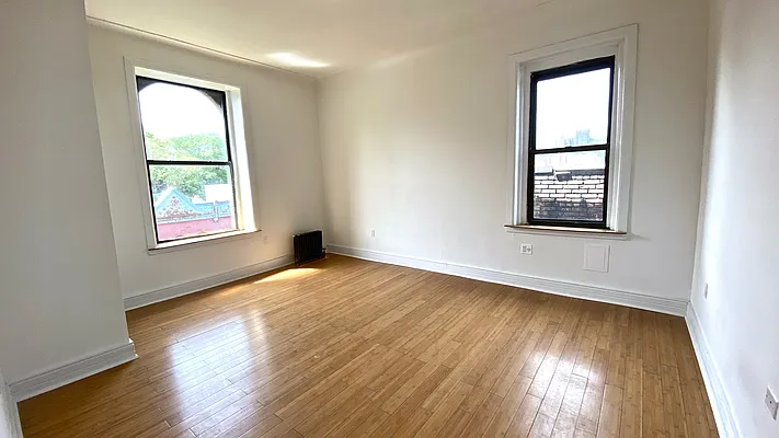 Rented by Bohemia Realty Group | media 2