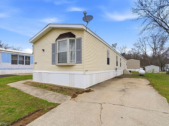 3rd image of 6507 Robby Ln