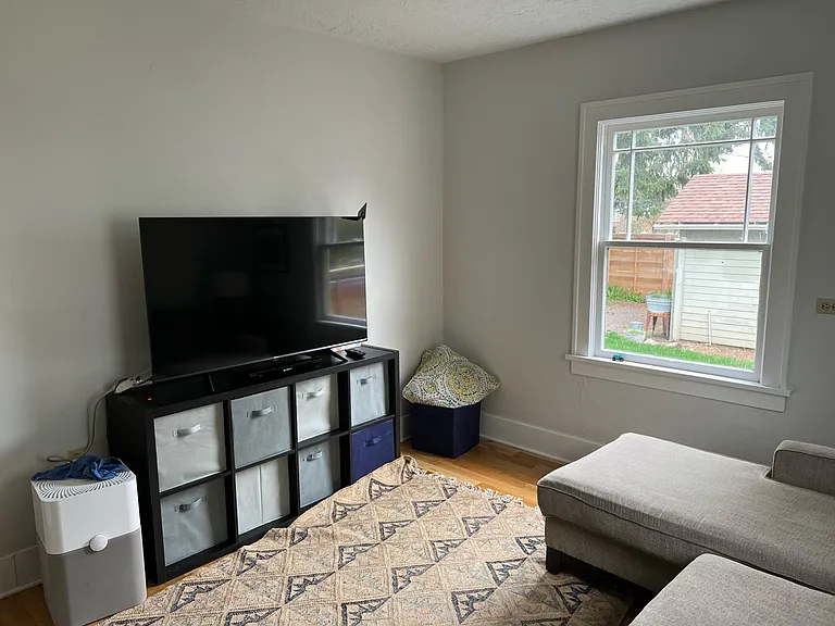 2407 NE Skidmore St — Photo 8