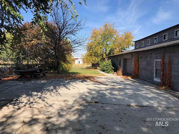 2nd image of 1304 E Karcher Blvd