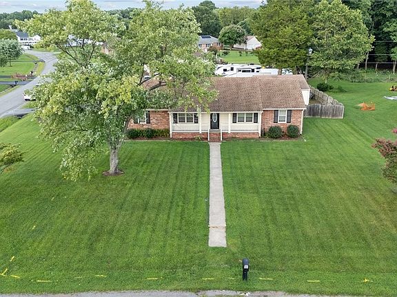 4th image of 8470 Rainey Dr