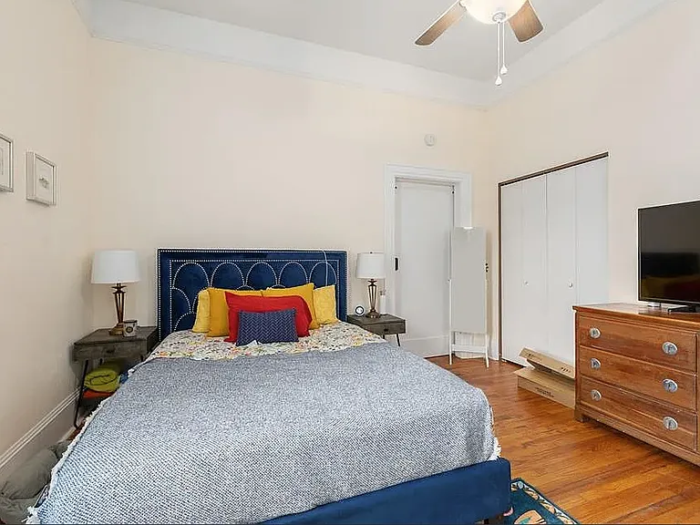 240 SW 3rd St #A — Photo 18