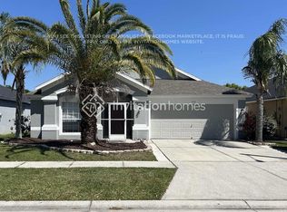 1028 Summer Breeze Dr, Brandon, FL 33511