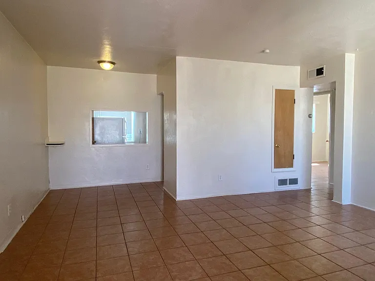 3434 Smith Ave SE #B — Photo 5
