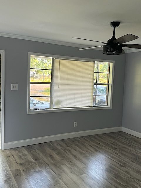 1st image of 1017 Gray Rd