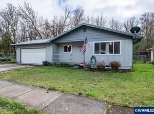 1435 Elm St, Sweet Home, OR 97386