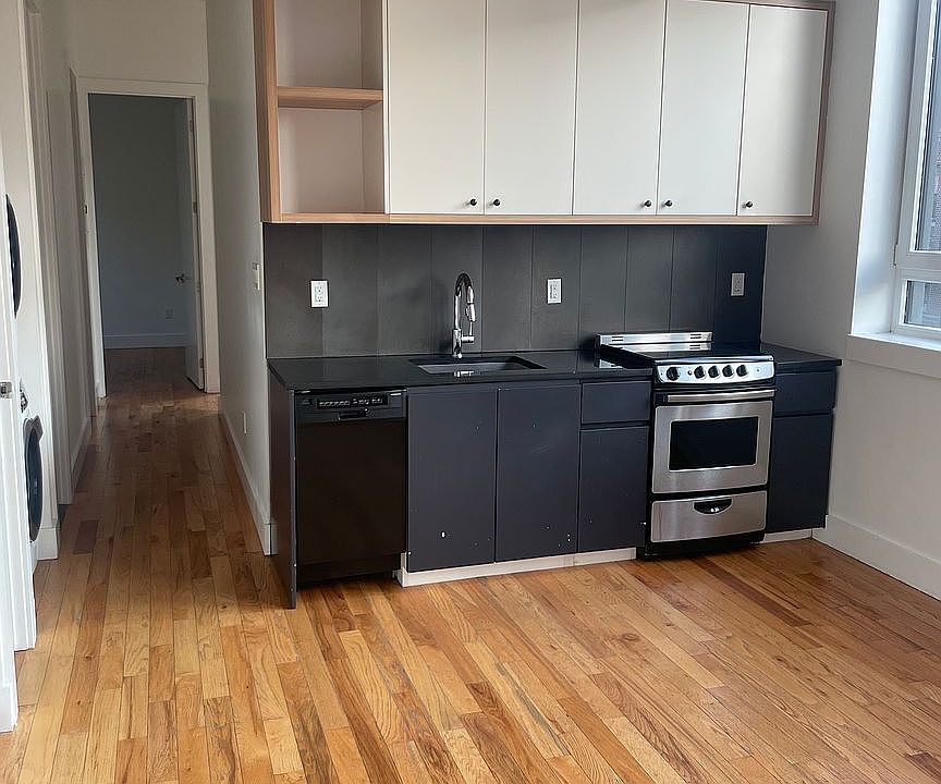 1st image of 185 Thomas S Boyland St #4