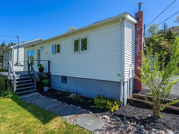 4th image of 25 Topsail Pond Road