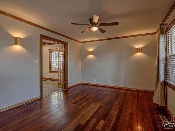 5th image of 444 N Dick Ave