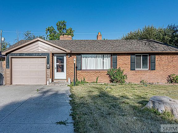2nd image of 1045 Cathryn Ave