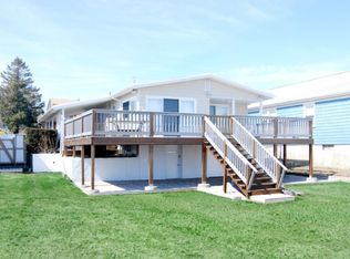 38 Desano Dr, Narragansett, RI 02882