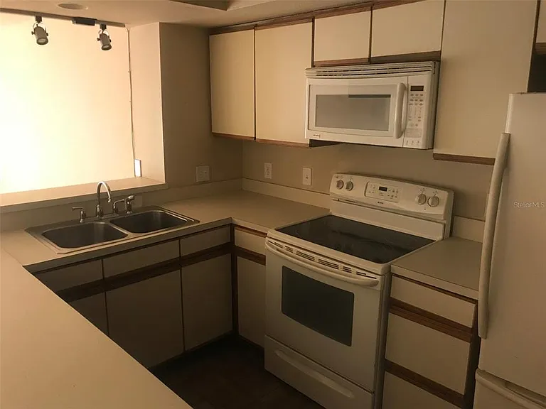 2599 Dolly Bay Dr #204 — Photo 2