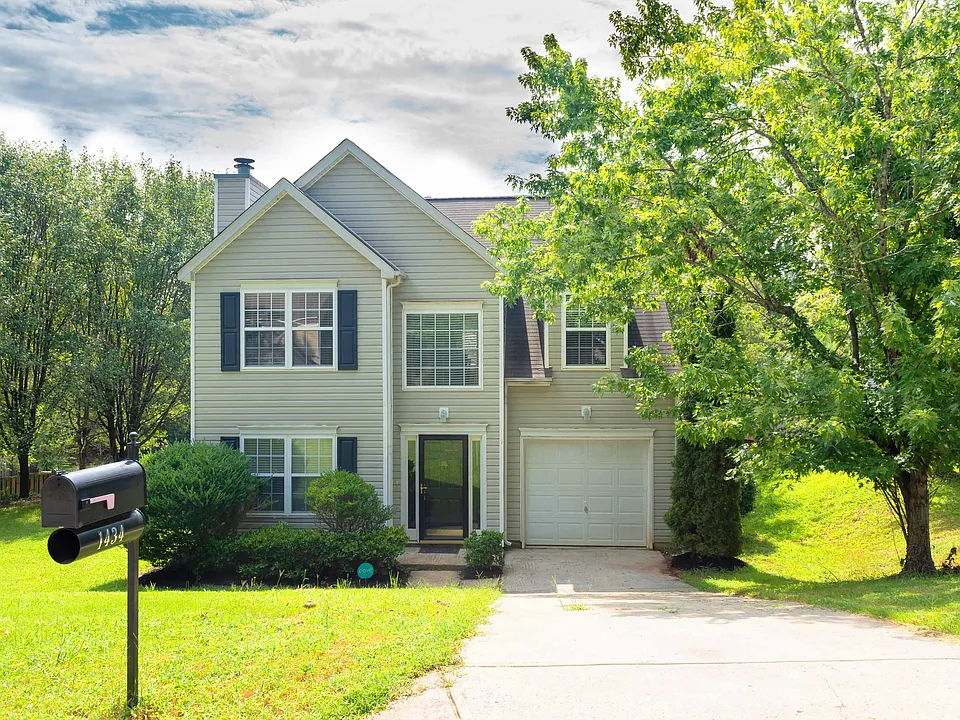 1434 Swaying Branch Ln