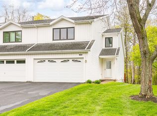 1145 Ridge Crest Dr, Victor, NY 14564