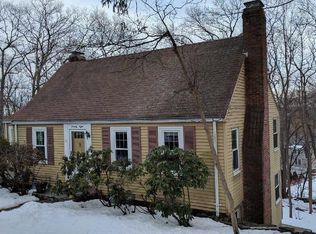 78 Roundwood Rd, Newton, MA 02464