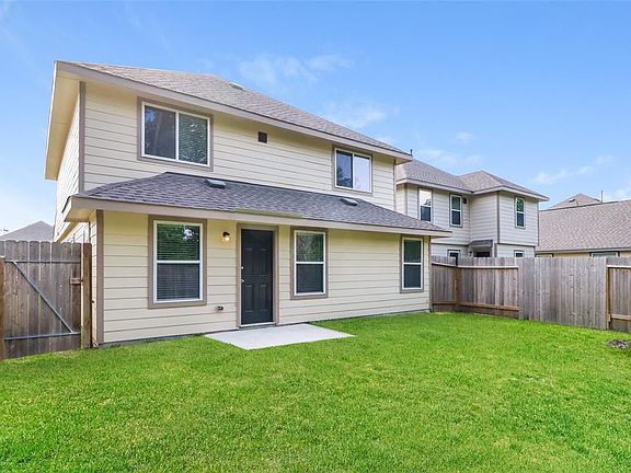 3rd image of 2642 Linda Ln