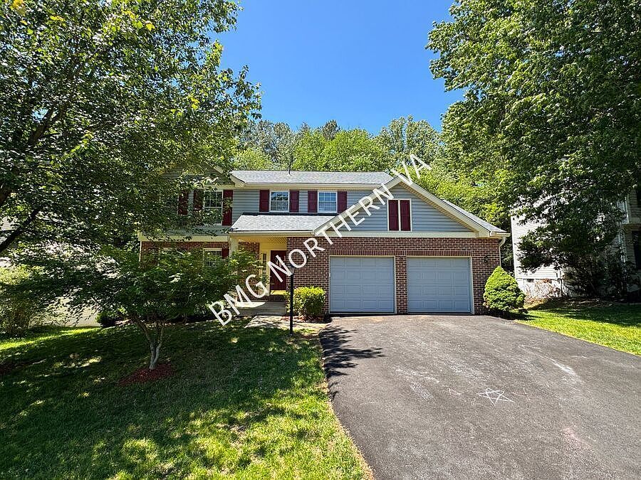 1st image of 3821 Jocelyn Dr