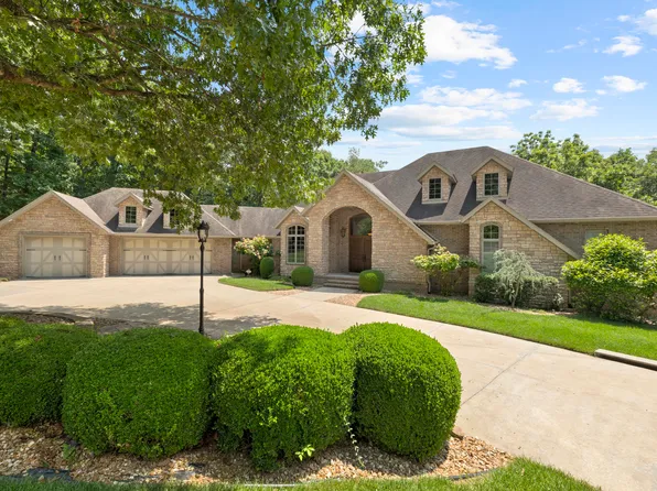 5554 E Timberwood Court, Springfield, MO 65809
