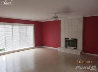 5310 N Dyewood Dr, Flint, MI 48532