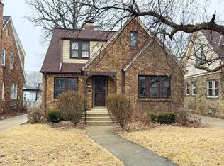 2639 N 73rd St, Wauwatosa, WI 53213